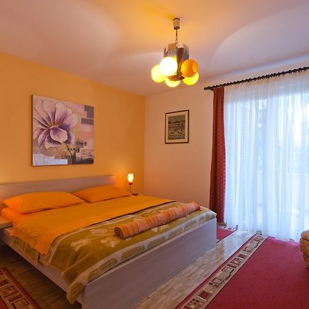 פורץ Apartments Neda מראה חיצוני תמונה